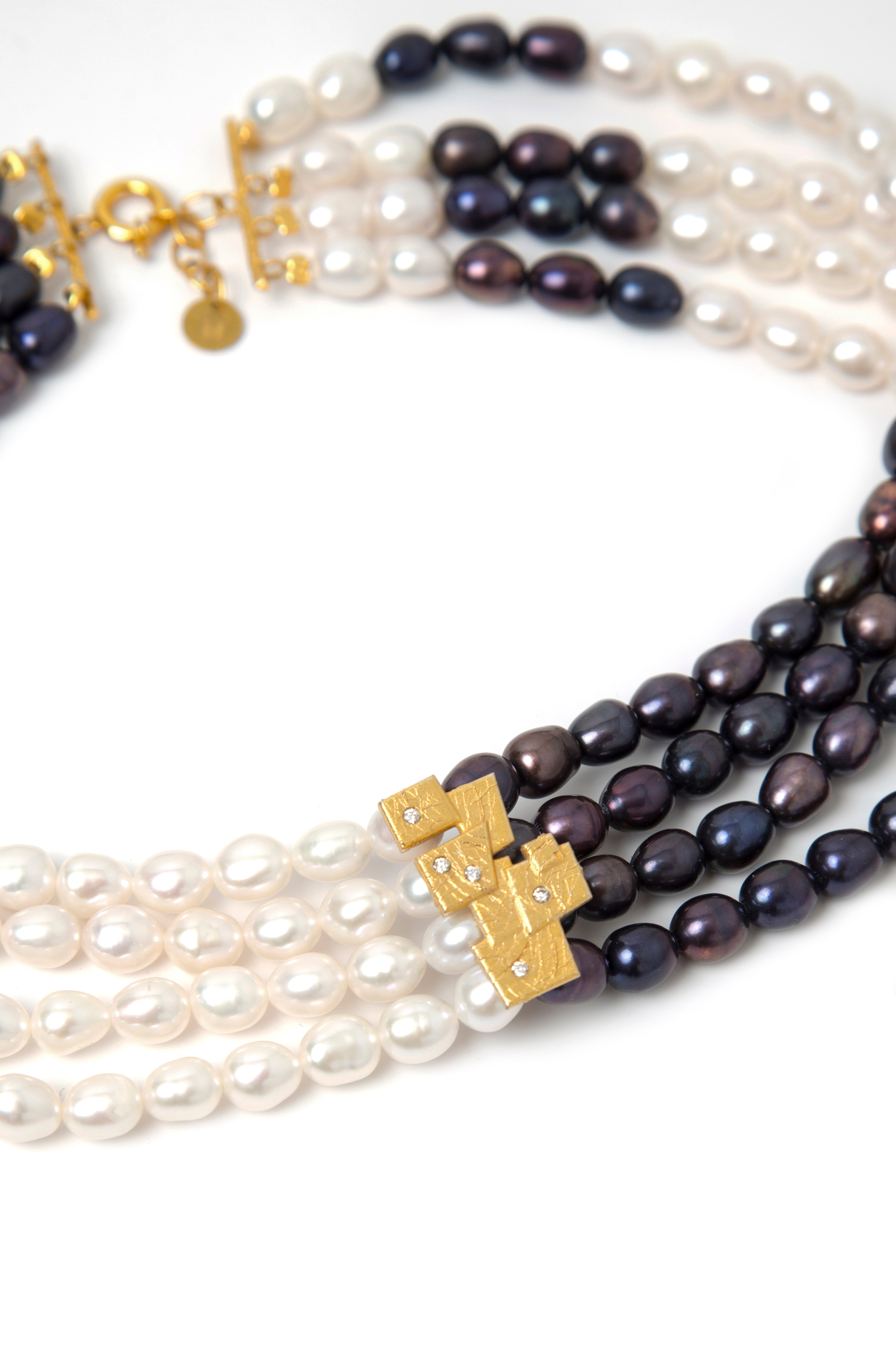 SİYAH VE BEYAZ İNCİ Mozaik choker